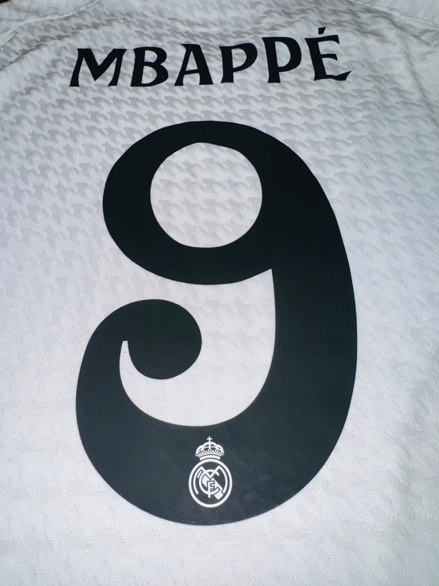 Real Madrid 2024/25 Home - Player Version - Mbappé 9 - M