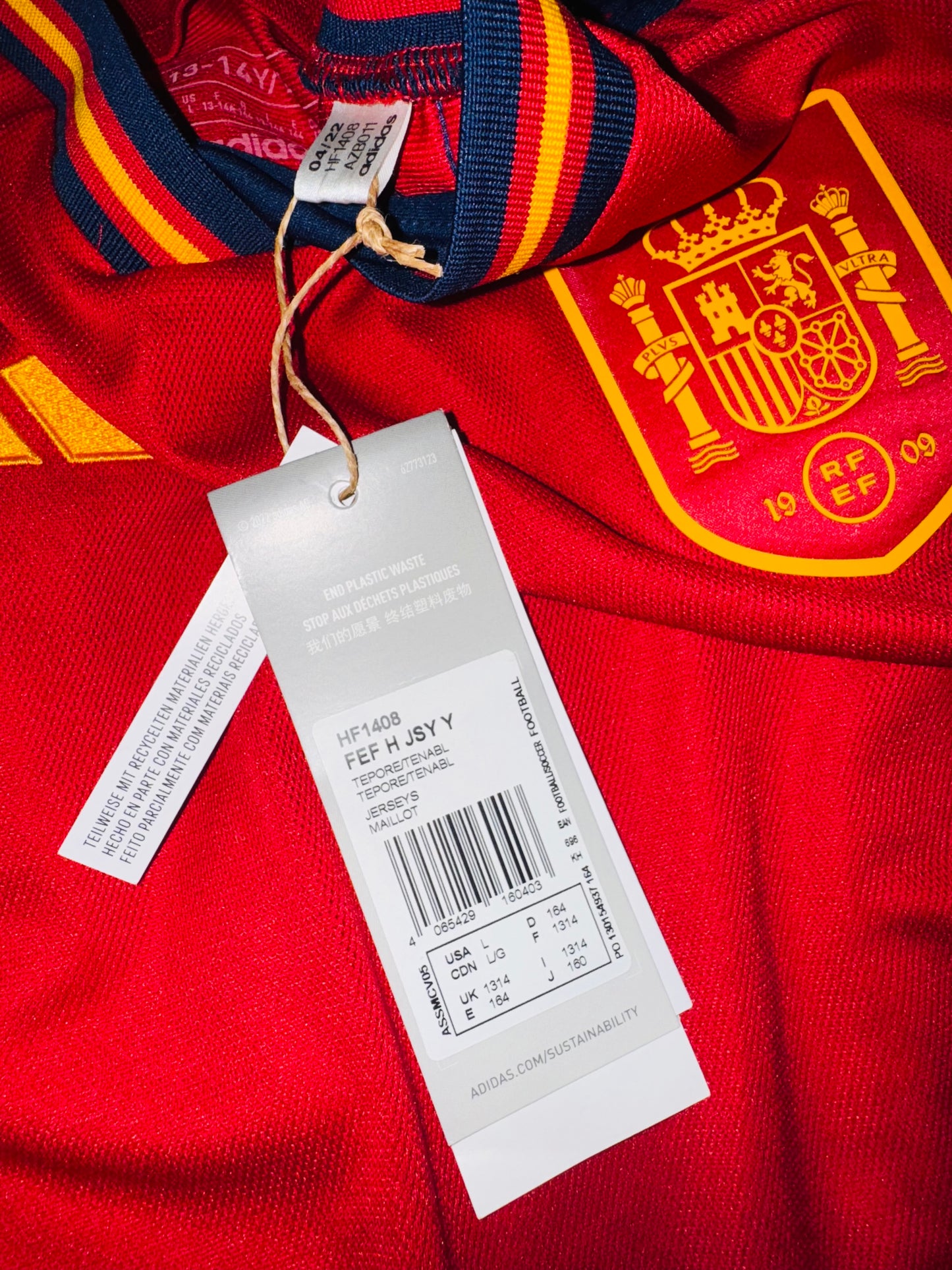 Spain 2022 Home - BNWT - Kids L