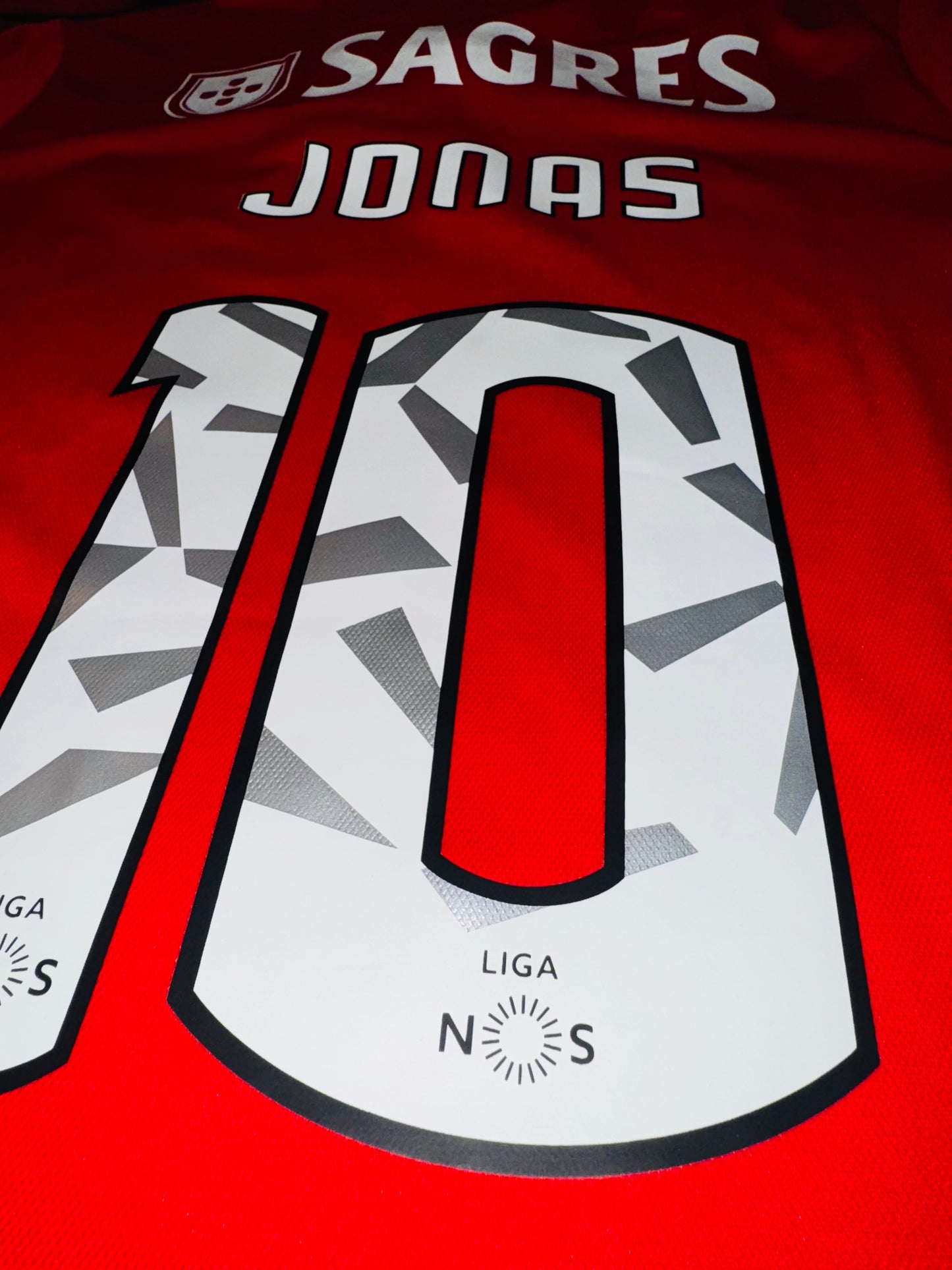 Benfica 2017/18 Home - BNWT - Jonas 10 - M