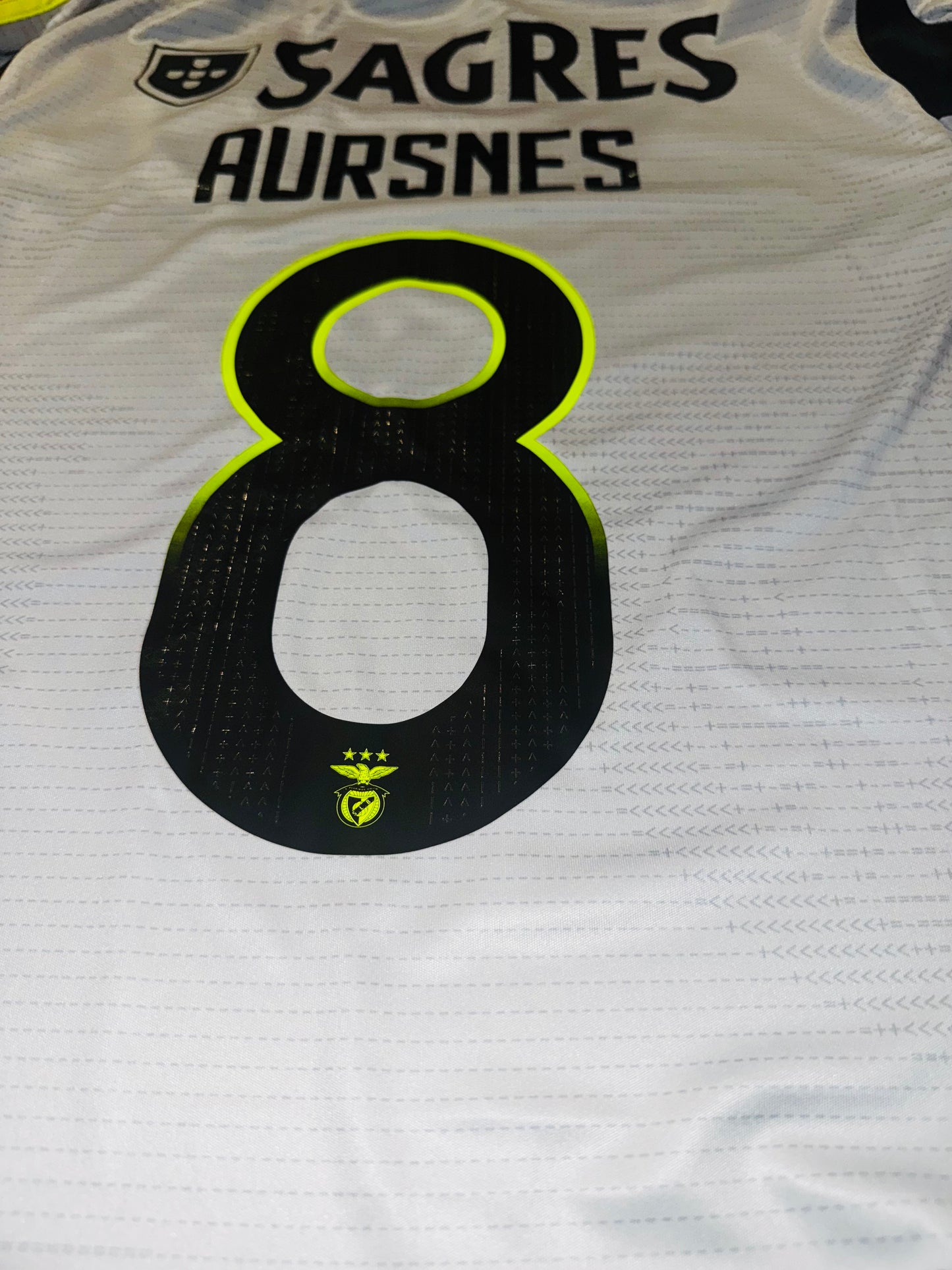 Benfica 2024/25 Third - BNWT - Aursnes 8 - M