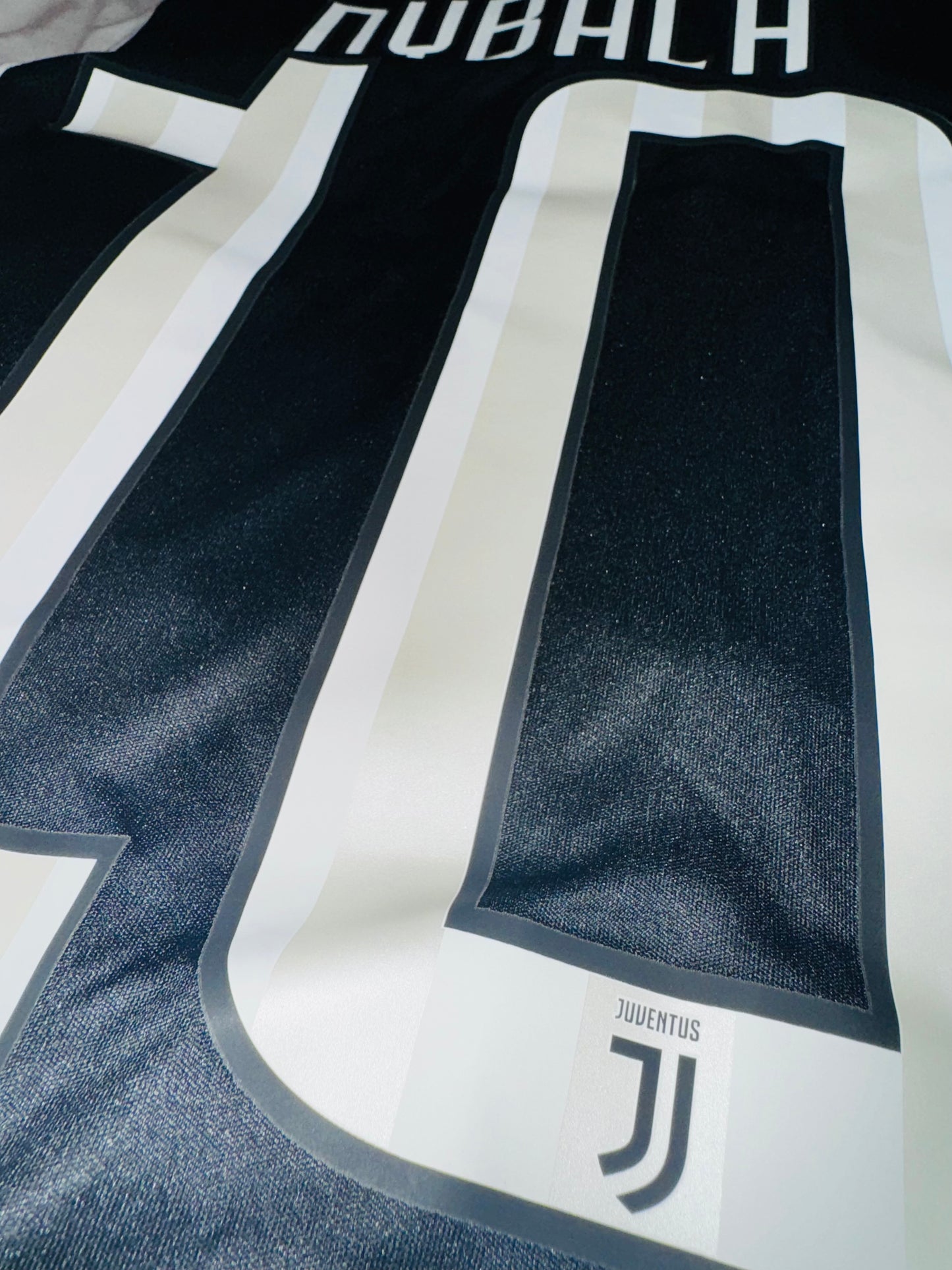 Juventus 2017/18 Home - Dybala 10 - L