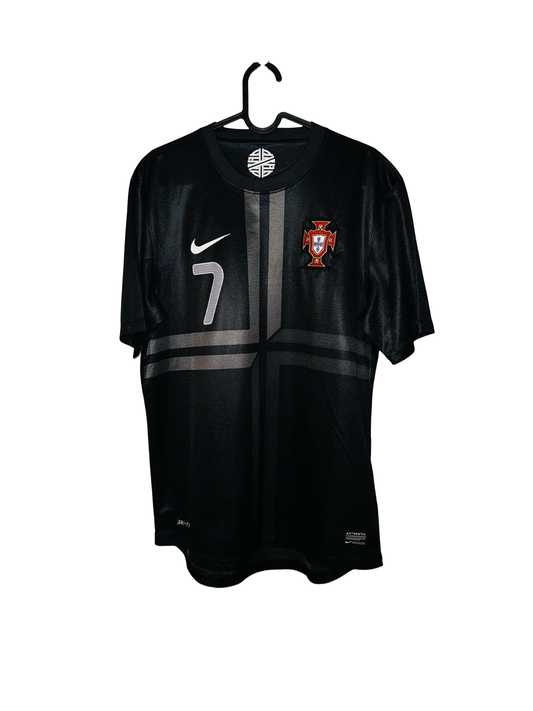 Portugal 2013 Away - Ronaldo 7 - M